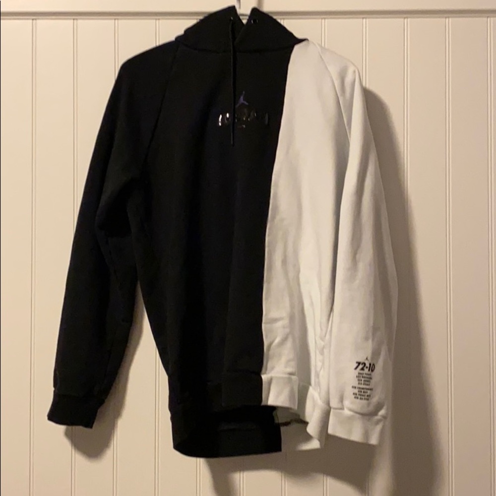Mens Jordan Hoodie.